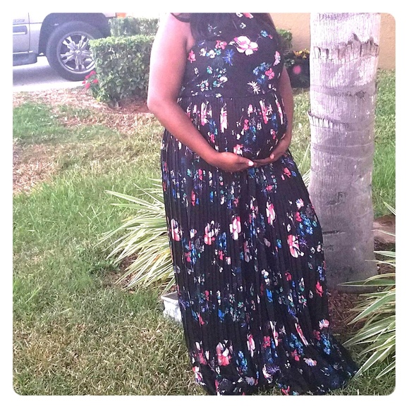 ASOS- LOVEDROBE PLUS SIZE MAXI DRESS FLORAL - Picture 2 of 6